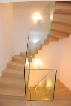 Stairs Design, Railing, Ideas Para, Interior Architecture, Furniture Design, Stairs, Dream House, Architecture