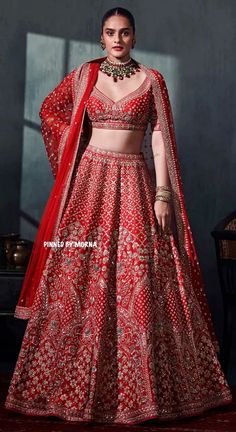 Indian Bridal Looks, Indian Bridal Wear Red, Latest Bridal Lehenga Designs, Designer Bridal Lehenga Choli, Red Bridal Dress, Desi Wedding Dresses