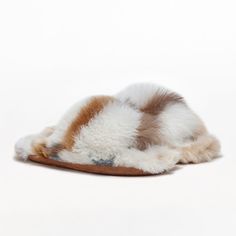 Marble Platform. Ethical Alpaca fur luxury slippers. Leather soles. Sheepskin interior. Made in Peru. Animal cruelty free. Alpaca Slippers, Luxury Slippers, Honey Pink, Pink Ginger, Soft Slippers, Fashion Slippers, Designer Slippers, Paris Design, Fur Slippers