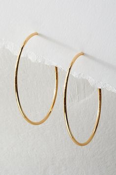 Medium Gold Hoop Earrings, Sabrina Concert, Cute Hoop Earrings, Free People Earrings, Gold Hoops Earrings, Hoop Earrings Style, Bold Jewelry, Hoop Earring Sets, Dream Style