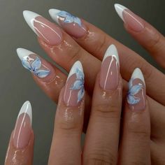 Nail Designs With Blue Polish, White And Blue Nail Ideas, Blue Nail Designs Summer, Y2k Nails Almond, Blue Almond Nails Design, Nails White And Blue, Blue Nails With Design, Nails Design Blue, Blue White Nails