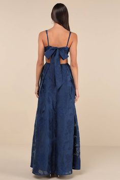 Navy Floral Jacquard Dress - Tie-Back Maxi Dress - Pleated Dress - Lulus Floor-length Jacquard Party Dress, Jacquard Floor-length Party Dress, Chic Jacquard Dresses For Weddings, Prom Dress Navy, School Dance Dresses, Maxi Dress With Pockets, Party Fits, Prom Dress Inspiration, Floral Jacquard