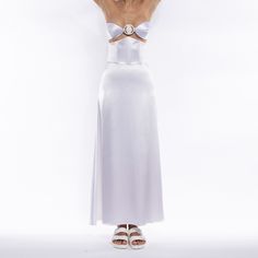 Bra top crafted in glossy white silk, featuring brand signature Paloma Blanca porcelain accessory. 100% silk  Accessory : 100 % porcelain   Dry clean only White Silk Midi Skirt, Skirt With Corset, Silk Midi Skirt, White Corset, Silk Accessories, Top Crafts, High Gloss White, Blazer With Jeans, Clothes Crafts