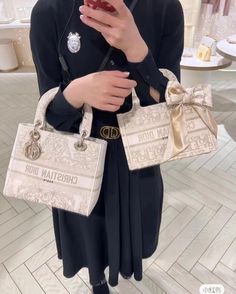 Size: 24cm*20cm*11cm It comes with Dust box, Care manual, Tag, and Paper bag. Lady Bags, Shopping Tote Bag, Shopping Tote, Top Collection, Crossbody Shoulder Bag, Paper Bag, Clutch Bag, Bag Lady, Things To Come