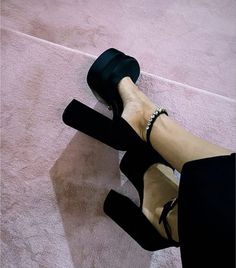 Girly Dresses, Instagram Feed Ideas, Platform Heels Chunky, Chunky Platform, Shoe Closet, It's Hot, Pretty Shoes, Party Shoes, First Order