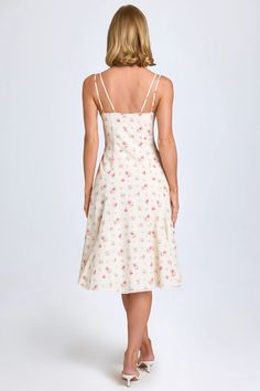 It’s all in the details. The Mallory dress is a romantic favourite, featuring adjustable rouleau shoulder straps, a picot lace trim and delicate bows at the front. It’s crafted from lightweight stretch-cotton poplin that moulds to your figure and is cut to a stunning A-line silhouette, complete with perfectly placed pleats that create a dynamic sense of movement with every step.   V-neck  Adjustable rouleau shoulder straps  Bow embellishment  Picot lace trim  Lightly pleated skirt  Concealed sid Black Backless Dress, Small Rose, Embellished Dress, Halloween Dress, New Arrival Dress, Rose Print, Classy Dress, Birthday Dresses, Corset Dress