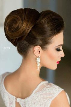 Hairstyles Evening, Tutorial Chignon, Hair In A Bun, Classic Wedding Hair, Classic Updo, Hairstyles Bun