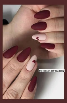 Red Nails Art, Desain Salon Kuku, Short Red Nails, Romantic Nails, Nails And Makeup