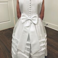 This Classic, Yet Stunning, White Communion Or Flower Girl Dress Is A Show Stopper! New With Tags, In 6x And 8, From Von Maur. Amazing Quality, Beautiful Detail, Simply Gorgeous!! I Ordered 3 Sizes, And Kept One For My Daughter, It’s Was An Amazing Dress For Her Communion. Flower Girl Dress White, Girl Dress White, Von Maur, First Communion Dresses, Communion Dresses, For My Daughter, Flower Girl Dress, First Communion, Girl Dress