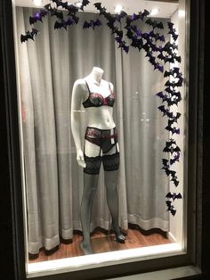 Retail Clothing Display, Lingerie Store Design, Aubade Lingerie, Halloween Lingerie, Miniature Inspiration, Window Display Design, Clothing Displays, Halloween Window, Retail Windows