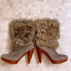 Never Worn Outside Wore Inside The Home Please Refer To Bottom Sole New Wo Tag Runs Tts Suede Fur Boots Heels, Shoe References, Hippie Aesthetic, Fancy Fashion, Funky Shoes, Plush Carpet, Boots Heels, Fashion Board, Fur Boots