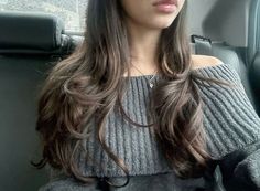 Hairstyles For Dark Long Hair, Autumn Makeup Aesthetic, Hair Cuts Curly Hair, Hair Styles Short Hair, Styles Short Hair, Hair Styles Short, Foto Top, Blair Waldorf, Foto Ideas Instagram