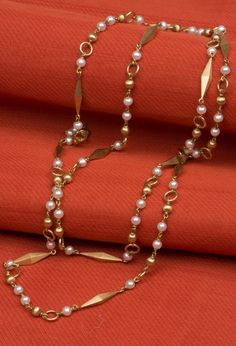 Pearl Long Chain, Chain Jewellery, Gold Jewelry Outfits, Gold Chain Design, Simple Craft