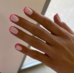 Colored French Tip Dip Nails, Classy Summer Dip Nails, Short Blush Nails, Pink Bachelorette Nails, Biab Nails Summer, Blushing Nails, Pink Tip Nails, Pink French Nails, Milky Nails