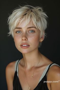 Very Short Haircuts for Women: Unleashing Bold Confidence with Modern Styles - Puqqu Pixie Haircut Platinum Blonde, Dark Blonde Pixie, Ladies Short Hairstyles, Woman Haircut, Short Summer Haircuts, Super Short Haircuts, Crop Haircut, Crop Hair, Very Short Haircuts