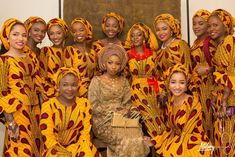 African wedding dresses for bridesmaids in asoebi style. African wedding dress. Headwrap in matching light bulb Vlisco fabric design. #asoebi #africanwedding Africa Outfits, African Weddings, Bellanaija Weddings, Wedding Lookbook, Nigerian Weddings