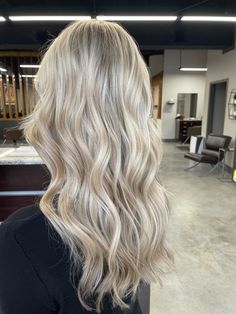 Light Blonde Hair With Dimension, Full Foil Blonde Hair, Cold Tone Blonde Hair, Bright Sandy Blonde Hair, Blonde Balayage Cream, Light Blonde Hair Highlights, Swedish Blonde Hair Balayage, Cream Blonde Hair Highlights, Vanilla Blonde Hair Color Ideas