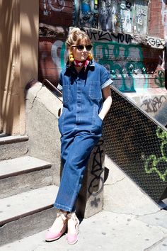 My Never-Ending Quest for the Perfect Boiler Suit Boiler Suit Street Style, Boilersuit Outfit, Look Legging, Jeans Overall, Paris Mode, All Jeans