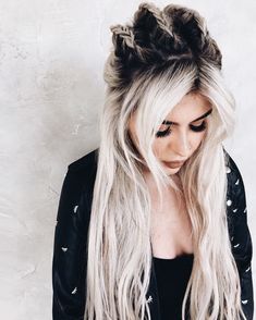 Fantasy Hair, Christmas Hairstyles, Pinterest Hair, Festival Hair, Long Blonde, Long Blonde Hair, Braids For Long Hair, Party Hairstyles, Hair Dos