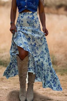 Kim Style, Wardrobe Aesthetic, Southern Outfits, Fit Skirt, Church Outfit, Western Clothing, Skirt High Waist, Church Outfits, Western Dresses