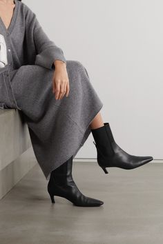 Totême's ankle boots are designed with chic, sharply pointed square toes - you'll want to show them off at every opportunity. They're made from smooth black leather with flexible inserts and slanted heels. Toteme Boots, Mid Heel Boots, Shoes Boots Ankle, Luxury Women Fashion, Black Chelsea Boots, Leather Chelsea Boots, Designer Boots, Mid Heel, Boots Outfit