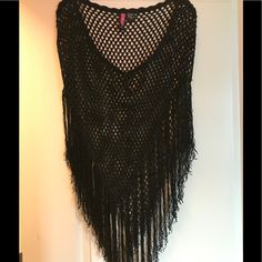 Women's Silky Knit Crochet Poncho Never Worn Black One Size Poncho For Beach, Black Beach Poncho One Size, Black One Size Beach Poncho, Black Knitted Poncho One Size, Black Knitted One-size Poncho, Black Knit One-size Poncho, Open Knit Poncho For Beach, Black Bohemian Crochet Poncho, Black Bohemian Poncho For Summer