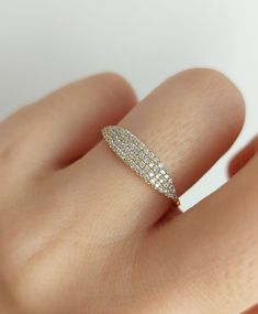 This delicate diamond signet ring is in an elegant design with 66 tiny sparkly diamonds. It is 14 K Solid gold (585), not plated or filled! Materials: 14K solid gold, 66 pieces natural diamonds (conflict-free). Diamonds' total carat weight is about 0,22 ct. We are enthusiastic to design and produce new minimalist designs continuously, with diamonds or plain gold. The quality of the product will complete the shine of yourself. All our products are made to order, you can choose the finger size and Daily Wear Diamond Rings, Delicate Diamond Rings, Small Diamond Ring, Stone Ring Design, Small Diamond Rings, Alternative Wedding Rings, Diamond Signet Ring, Mother Of Pearl Jewelry, Trending Engagement Rings