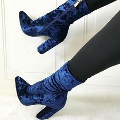 ✞THEmeanestWITCH✞ Chunky Zipper, Aesthetic Glitter, Heels Aesthetic, Womens Black Booties, Fancy Shoes, Hype Shoes, Aesthetic Shoes, Fashion Heels