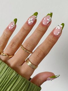 Verde  Collar  ABS  Uñas Lisas Embellished Graduation Nails, Cute Spring Nails, Nail Swag, Funky Nails, Floral Nails, Cute Acrylic Nails, Flower Nails