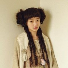 Mori Kei Hair, Mori Kei Hairstyle, Mori Kei Makeup Style, Mori Kei Makeup, Unique Hairstyles For Long Hair, Natural Kei, 얼굴 드로잉, Mori Kei, Hair Reference