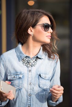 Photo 2015-08-28, 9 56 24 AM Jillian Harris Style, Spring Business Casual, Jillian Harris, Necklace Outfit, Womens Business Casual, Bib Necklaces, Olivia Palermo, Statement Necklaces, Womens Fashion For Work