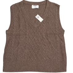 Soft, Not Too Heavy, Not Too Thin. Perfect For Fall Features: V-Neck Sleeveless Pullover Style Condition: New With Tag Material: 56% Cotton 25% Recycled Polyester Approx Measures: Length 21” Pit To Pit 18” *All Measurements Are Taken With Garment Laid Flat Bundle & Save: 15% Off 2 Or More Items! Offers Welcome Ships Same Or Next Business Day Cable Knit Vest, Sleeveless Pullover, Navy And Brown, Navy Sweaters, Knit Vest, Pullover Styling, Cable Knit, Old Navy, Sweaters For Women