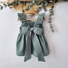 Terracotta Girl Dress, Rustic Linen Dress Girl, Boho Photography Dress, Rust Dress for Girl, Boho Dress Girl, Summer Dress Girl. - Etsy Sage Flower Girl Dress, Girls Boho Dress, Green Flower Girl Dresses, Robes D'occasion, Sage Green Dress, Boho Baby Girl, Baby Boy Dress, Christening Dress, Muslin Baby