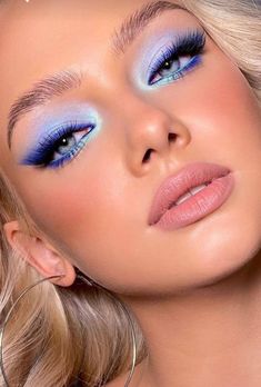 Eyeshadow Brown Eyes, Blue Eyeshadow Makeup, Bright Eye Makeup, Bright Makeup, Birthday Makeup, Hooded Eye Makeup, Glam Makeup Look