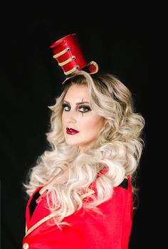 Ringmaster Makeup, Dark Circus, The Greatest Showman, Halloween 2018, Halloween Makeup, Homecoming, Holiday Fun, Halloween Costumes, Halloween