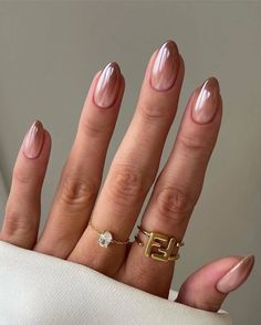 Fall French Nails Cute Pink Nails, Brown Nails Design, Simple Fall Nails, Chrome Nails Designs, Winter Nail Designs, Brown Nails, Chrome Nails