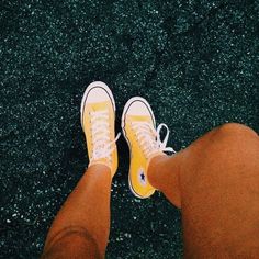 Yellow Converse, Skateboarder, Pullover Shirt, Shoe Obsession, Mode Inspiration, Chuck Taylor Sneakers, Shoe Game, Converse Shoes, Sock Shoes