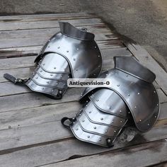 Medieval Warrior Riveted Pauldrons Shoulder Armor Cosplay Halloween Costume