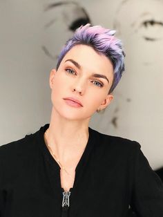 Ruby Rose Hair, Undone Hair, Lilac Hair, Hair Color Pastel, Rose Hair, Short Hair Styles Pixie, Ruby Rose, Fall 2023