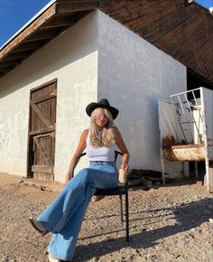 Western Summer Outfits, Traje Cowgirl, Country Concert Outfits, Rodeo Chic, Rodeo Style, Cowgirl Style Outfits, Modern Cowgirl, Wilde Westen, Country Style Outfits