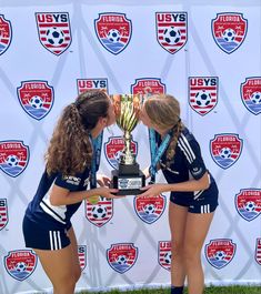 Soccer Trophy Aesthetic, 2024 Vision Board Soccer, Soccer Vision Board, Soccer Team Aesthetic, Soccer Aesthetic Girl, Girls Soccer Aesthetic, Soccer Girl Aesthetic, Soccer Trophies, Cute Soccer Pictures