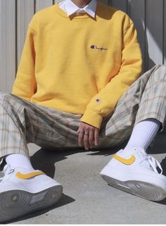 Yellow And Purple Outfit, Yellow Outfit Men, Granddaddy Purple, Soft Boy Outfits, Yellow Outfits, Agent Orange, Mens Trendy Outfits, Yellow Sweatshirt, Mens Outfit Inspiration