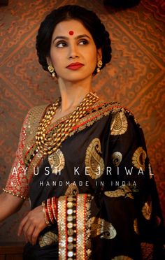 Ayush Kejriwala 2015 designs Mother Of The Groom Looks, Ayush Kejriwal, Red Sari, Traditional Indian Clothing, Saree Bollywood, Indian Clothing Store, Indian Look, Black Gold Jewelry, Groom Looks