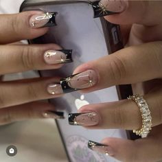 Summer Nail Inspo 2024 Simple, Silver Sparkly Nails, Unusual Nail Designs, Beige Nails Design, Nails Board, Gold Acrylic Nails, Inspiration Nails, Girly Acrylic, Pointy Nails