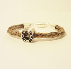 Sorrell Horse Hair Bracelet with Pewter Horseshoe by RescueTails, $30.00 Classy Cowgirl, Hair Bracelet, Horse Bracelet, Country Jewelry, Cowgirl Bling, Equestrian Jewelry, Horse Gear