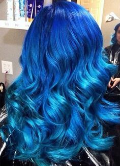 29 Blue Hair Color Ideas for Daring Women Blue Hair Color Ideas, Exotic Hair Color, Bright Blue Hair, Blue Hair Color, Exotic Hairstyles, Dyed Hair Blue, Shocking Blue, Dark Blue Hair, Bright Hair Colors