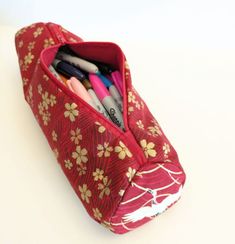 Pencil Case Sewing, A Pencil, Pencil Case, Sewing Projects, Barrel, Pencil, Sewing