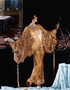 Runway Fashion Couture, Mesopotamia, 1920s Fashion, Mode Inspo, Vintage Glamour, Fantasy Fashion, Mode Vintage, Mode Inspiration