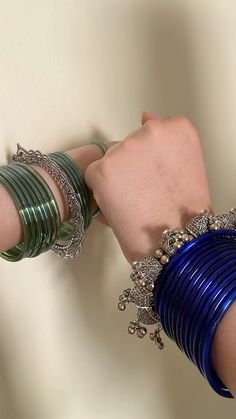 Mirror Bangles, Selena Gomez Hair, Simple Dance, Indian Accessories, Desi Fashion Casual, Cosplay Hair, Glass Bangles, Aesthetic Shop, Bollywood Wedding