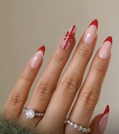 35 Adorable Short Spring Nail Ideas - Lauren Erro Red French Tip Christmas, Red French Tip Christmas Nails, French Tip Christmas Nails, French Tip Christmas, Holographic Christmas, Holiday Nail Ideas, Winter Nail Art Designs, Red French Tip, Sophisticated Nails